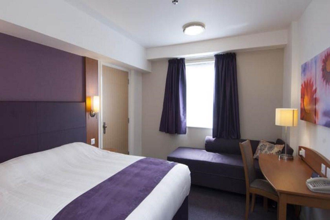 Premier Inn Ipswich South Exteriör bild