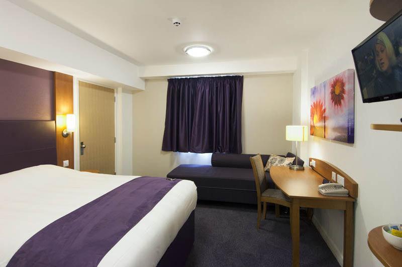 Premier Inn Ipswich South Exteriör bild